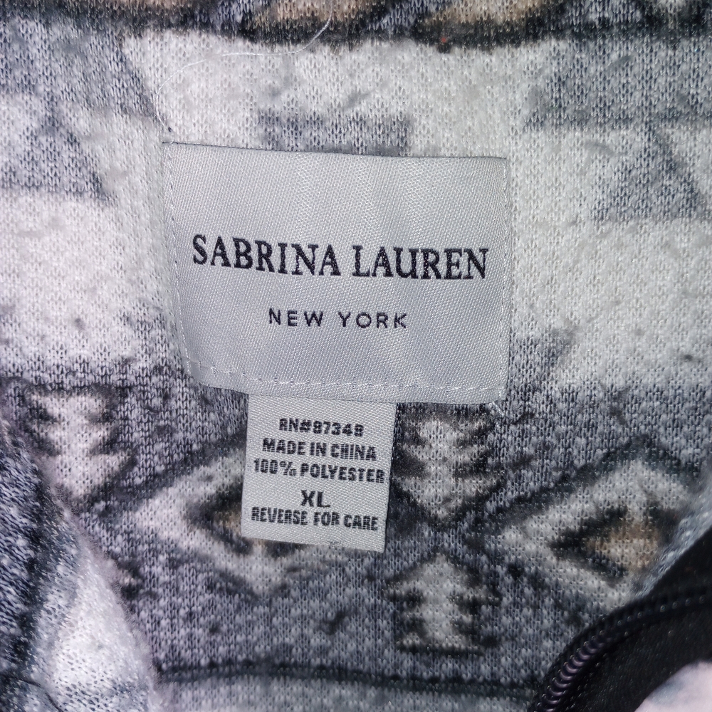 Patterned Fleece Vest - Picture 3 of 6